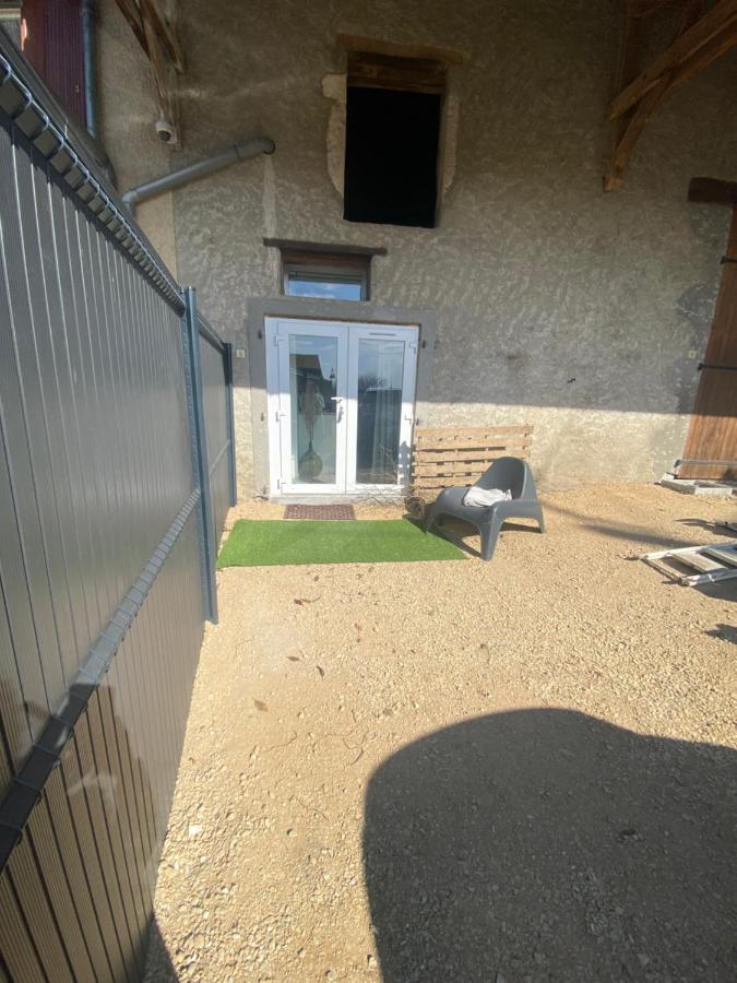 « Le Petit Louis » Apartment Briord Exterior foto